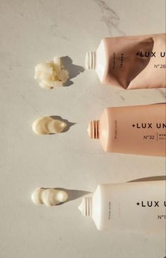 Lux Unfiltered, Sivan Ayla, Tanning Routine, Tanning Cream, Photographie Portrait Inspiration, Cosmetics Photography, Glow Skin, Beauty Products Photography