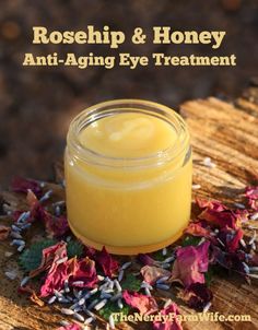 Rosehip & Honey Anti Aging Eye Treatment via Nerdy Farm Wife Skincare Remedies, Oil Cleansing, Creme Anti Age, Diy Facial, Eye Anti Aging, Beauty Diy, Work Station, Bath Salt, Anti Aging Tips