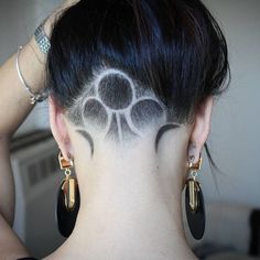 UnderCut  #moonlight Design By @barberlele23 Tony Snow, Undercut Styles, Shaved Undercut, Crop Circles