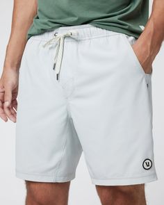 One short for every sport, the Kore Shorts have a classic athletic fit, falling just above the knee with an anywhere and everywhere versatility. Go commando in confidence with the breathable, boxer-brief liner. | Vuori Kore Shorts | Sky Grey | Large Vuori makes premium performance apparel inspired by the active Coastal California lifestyle; an integration of fitness, surf, sport, and art. Breaking down the boundaries of traditional activewear, we are a new perspective on performance apparel. Sporty Moisture-wicking Bottoms For Everyday, White Sporty Swim Trunks For Outdoor, White Sporty Outdoor Swim Trunks, Sporty White Outdoor Swim Trunks, Summer Everyday Activewear With Go-dry Technology, Functional Athletic Shorts With Comfort Waistband For Summer, Functional Summer Athletic Shorts With Comfort Waistband, Functional Comfort Waistband Athletic Shorts For Summer, Sporty Athletic Shorts For Everyday Summer