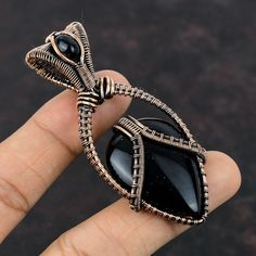 Black Agate Wire Wrapped Jewelry, Black Natural Stones Gemstones For Gift, Wire Wrapped Jewelry Pendant, Black Onyx Jewelry, Gemstone Pendant Jewelry, Wire Wrapped Bangles, Copper Jewelry Handmade, Onyx Pendant, Wire Jewelry Designs