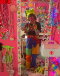 Kidcore Faceclaim, Carnival Core Aesthetic Outfit, Rainbowcore Clothes, Simple Kidcore Outfits, Breakcore Aesthetic Outfit, Indie 2020 Aesthetic, Kidcore Clothes Aesthetic, Happycore Outfit, Clowncore Pants