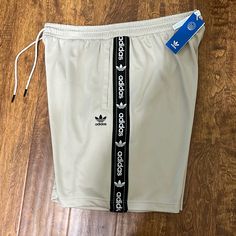 Adidas Men’s Adiedge Originals Shorts Size - Xl Color - Alumina/Black Style - Hj7323 *** Brand New Lakers Shorts, Sweatpant Shorts, Adidas Soccer Shorts, Latest African Wear For Men, African Wear For Men, Baseball Shorts, Men Adidas, Adidas Short, Shorts Adidas