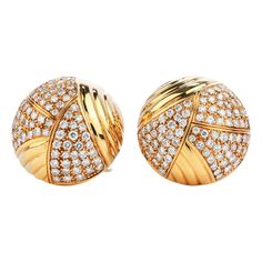 Vintage Cartier from mid-80s to early 90s, cluster dome clip on earrings, made for a sophisticated retro look, Crafted in 18K yellow gold, the piece is enhanced by Pave set round cut Diamonds weighing approximately 6.10 carats (F-G color and VVS clarity) They measure approximately 24 mm x 15 mm height, Secured with clip-on backings for non-pierced ears, remain in Excellent Condition. Hallmarked: "Cartier" 30429, 71011. Accompanied by an official appraisal document. Cartier Luxury Earrings For Formal Occasions, Luxury Cartier Fine Jewelry Earrings, Classic Luxury Cartier Earrings, Luxury Classic Cartier Earrings, Vintage Cartier Earrings, Vintage Cartier Jewelry, Cartier Vintage, Cartier Gold, Cartier Earrings