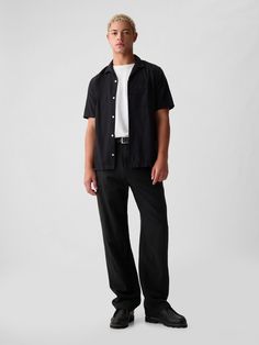 Cigarettesaftersex Concert Outfit Men, Tall Guys Outfits Casual, Black Baggy Pants Outfit Men, Mens Clothing Styles Black, Ariel Fits, Black Casual Outfit Men, Baggy Trousers Outfit Men, Work Wear Outfits Men, Black Button Up Shirt Outfit Men