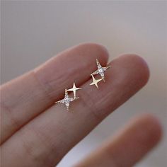 Star Earrings Stud, Earrings Dainty, Earrings Minimalist, Girly Jewelry, Minimalist Modern, Geometric Earrings, Ear Jewelry