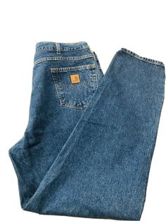 CARHARTT MENS DENIM BLUE JEANS SIZE Tagus 42/34 measures 40x34. Condition is "Pre-owned". Measurements Pictured. No Holes Stains or Problems!! Smoke and Pet Free Home!! Fast shipping!! Buy from trusted and proven seller!! Shipped with USPS Priority Mail. Men Thrifted Outfits, Dream Clothes Men, Mens Blue Jeans, Blue Jeans Men, Mens 2000s Fashion, 2000s Jeans Men, Jeans For Men, Jeans Men, Carharrt Men’s Outfit