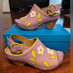 Nib Fluevog Low Rule Christy Purple Floral Slingback. Comes With Box And Black Dust Bag. Ewing Sneakers, Knee High Sneakers, John Fluevog Shoes, Fluevog Shoes, Wooden Sandals, Green With Blue, John Fluevog, Size 11 Heels, Brown Leather Sandals