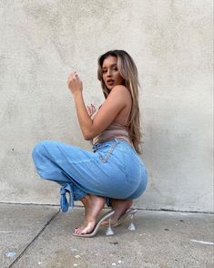 Val Mercado, Denim Heels, Stay Fit, Hair Growth, Glowing Skin, Denim Skirt, Bodybuilding, Brazil, Mom Jeans