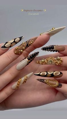 Gold Embellished Nails, Molten Nails, Editorial Nails, Paznokcie Hello Kitty, Gold Chrome Nails, Chrome Nails Designs