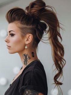 #BEAUTY, #RELATIONSHIPS #Fashion #Animals #Outfits #Winter Outfits #Animals Undercut Women Long Hair Ponytail, Undercut Long Hair Women, Samurai Ponytail, Pompadour Hairstyle Women, High Ponytail Styles