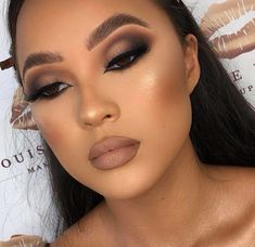 Trucco Smokey Eye, Seductive Makeup, Maquillage Yeux Cut Crease, Mekap Mata, Prom Eye Makeup, Eye Makeup Pictures, Smink Inspiration, Glam Makeup Look, Makijaż Smokey Eye