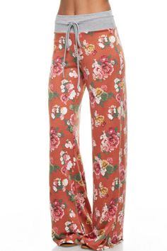 Lounge in style and comfort in our floral printed pants. This lounge pant offers a drawstring waist a custom fit. - Floral lounge pant - 80% poly, 17% rayon, 3% spandex. - Small, Medium, Large - The f Pajamas For Teens, Pants Comfy, Mode Boho, Cute Pajamas, Pajama Set Women, Lounge Pants, Last Chance, Comfy Outfits, Latest Fashion For Women