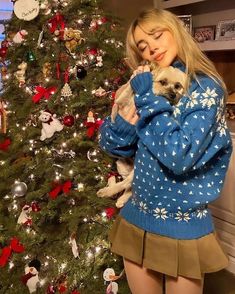 Sabrina Carpenter Christmas, It's December, Polly Pocket, Holly Jolly, Look At You, Christmas Season, Gossip Girl