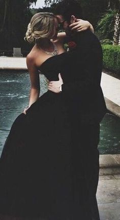 Black Long Prom Dresses, Prom Gown For Teens, Prom Dresses Under 100, Dress Display, Prom Dress Evening, Long Prom Gowns, Black Prom, Long Prom Dresses, Dress Chiffon