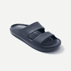 Men's Friday Slide - Bombas Jet Lag, Slides Women, Comfy Chairs, Reasons To Smile, Clean Modern, Mens Slippers, Womens Slippers, Front Porch, This Summer