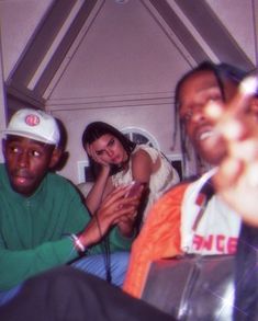 icons Kendall And Asap, Iphone Wallpaper Vintage Retro, Frank Ocean Poster, Stile Kendall Jenner, Rap Us, Pretty Flacko, Hippie Aesthetic, Rap Aesthetic, Asap Rocky