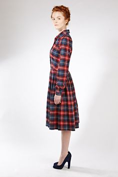 Women Dress, Plaid Dress, 1950's Dress ❃ The power of a beautiful dress is not to be underestimated. The right dress can transform your confidence and break hearts from across the room. Unlock that power with this simply beautiful 1950s dress. ❃ This 1950s style tartan dress will have you feeling adorable and ladylike with the delightful print and gracefully long raglan sleeves with cuffs. This is the type of garment that is perfect for playing with layering in the winter to keep warm, or dressi Cheap Plaid A-line Dresses, Cheap Plaid Long Sleeve Dresses, Cheap Plaid Daywear Dresses, Cheap Plaid Dresses For Workwear, Cheap Plaid School Dresses, Chic Cheap Plaid Dresses, Professional Plaid Dress, Cheap V-neck Plaid Dress, Red Tartan Dress Rotita