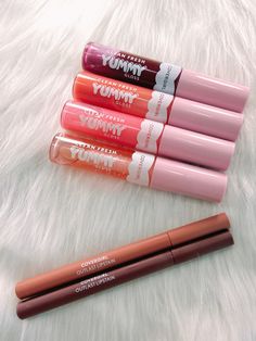 Makeup, covergirl, lip gloss, lip liner, PR collab, Baddie Makeup, Preppy Outfit, Makeup For Brown Eyes, Lip Liner, Simple Makeup, Makeup Routine, Makeup Inspiration, Natural Makeup, Lip Gloss