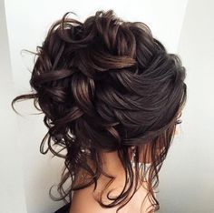 Curly hairyy Loose Curly Updo, Updo Loose, Loose Curls Hairstyles, Curled Updo, Curly Wedding Hair, Curly Updo, Hairstyles Updo, Trendy Wedding Hairstyles