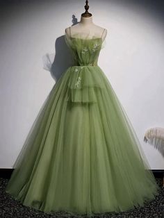 Elegant Green Tulle Long Prom Dresses #promdress #promdresses #greenpromdress #formaldress #eveningdress Formal Dresses Graduation, Green Evening Dress, Tulle Balls, Green Tulle, A Line Evening Dress, Elegant Prom Dresses, Tulle Ball Gown, A Line Prom Dresses, Green Prom Dress