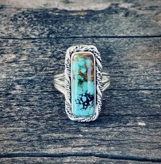 The Queen of Kingman Beth Dutton Turquoise Ring | Yellowstone Spirit Southwestern Collection Turquoise Ring Objects of Beauty Southwest Cowboys And Indians, Native American Tribes, Kingman Turquoise, Metal Mesh, Metal Earrings, Metal Bracelets, Metal Necklaces, Watch Necklace, Turquoise Stone