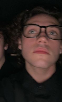 ethan cutcosky Boys With Glasses, Carl Shameless, Ethan Cutkosky, Shameless Scenes, Shameless Characters, Shameless Tv Show, Carl Gallagher, Lana Rey, Stranger Things Steve