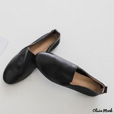 Olivia Mark - Vintage Soft Leather Round Toe Flat Shoes in Full Grain Cowhide - Simple and Casual Lazy Shoes for All-day Comfort Black Closed Toe Slip-ons With Rubber Sole, Black Closed Toe Slip-ons With Leather Footbed, Black Almond Toe Slip-ons With Leather Sole, Black Slip-ons With Leather Footbed, Black Round Toe Flats For Office, Black Slip-on Flats With Rubber Sole, Black Textured Sole Slip-on Flats, Black Flat Slip-ons, Black Almond Toe Slip-ons With Removable Insole