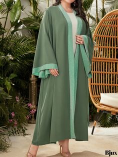 Bjux - Introducing our latest addition to the womens plus size fashion line: A Casual and Fashionable Abaya Robe. Featuring a Contrast Trim and Long Sleeves, this Open Front Loose Belted Kaftan Robe is a must-have for the fashion-forward woman looking for comfortable yet stylish attire. Green Abaya For Eid, Womens Plus Size Fashion, Woman Looking, Fashion Line, Contrast Trim, Front Open, Plus Size Fashion, Types Of Printing, Must Haves