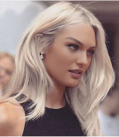 Blonde Eyebrows, Ash Hair Color, Ice Blonde, Ash Blonde Hair, Trendy Hair Color, Grey Hair Color