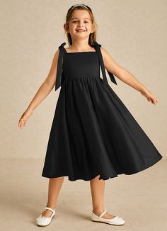 Let your flower girl have fun walking down the aisle while tossing petals in our Matte Satin A-line dress, Chelsie. The shoulder ties into a beautiful bow while the gathered skrit is perfect for twirling an dancing. 25 Photoshoot, Satin Flower Girl Dresses, Dresses In Black, Black Flower Girl Dress, Tea Length Flower Girl Dress, Fun Walk, Matte Satin, Walking Down The Aisle, Tea Length