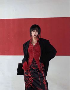 Red And Black Outfits, Black Outfits, Trik Fotografi, Style Statement, Aesthetic Fashion, Fashion Sense