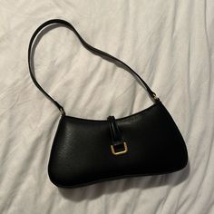 Never Used, From H&M, Perfect Little Black Shoulder Bag To Much With Every Outfit Cheap Black Shoulder Bag, Aesthetic Black Handbag, Small Black Bags Handbags, Cheap Elegant Baguette Shoulder Bag, Black Shoulder Bag Aesthetic, Small Black Shoulder Bag, Mini Black Purse, Vintage Shoulder Bag Outfit, Black Handbag Aesthetic