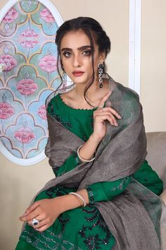 Melachite | Pakistani Designer Outfit | Sarosh Salman Threads And Motifs Pakistan, Designer Outfit, Long Frock, Geometric Inspiration, Pure Chiffon, Long Frocks, Net Dupatta, Pakistani Designers, Pakistani Outfits