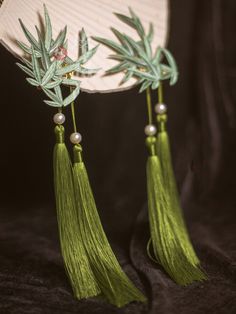 This price is for a hairclip only, others are not included. Size Free Size Bamboo Length 9 Fringe Length 21 Flying City, Green Bamboo, Willow Green, Flower Ornaments, Vintage Gothic, Beaded Fringe, Book Decor, Lolita Fashion, Hair Piece