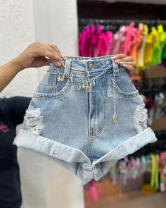 Trendy Outfits Edgy, Things To Do With Boys, Short Jeans, Perfect Life, Shorts Jeans, Denim Shorts Women, Trendy Outfits, Style Me, Jean Shorts