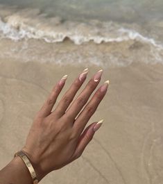 Vacation Nail Designs, Summer Vacation Nails, Summer Nails Almond, Kutek Disney, Unghie Sfumate, Nagel Tips, Summery Nails, Girly Acrylic Nails, Her Nails