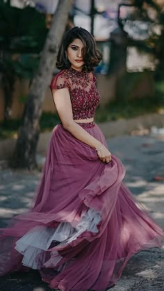 Crop Top And Skirt Indian Party Wear For Women, Latest Crop Top And Skirt Designs, Crop Top And Skirt Outfit Wedding, Kerala Gown Designs, Lahanga Photo Poses, New Model Engagement Dress Kerala, Neted Long Frock Designs, Simple Lahanga Design, Crop Top Lehenga For Reception