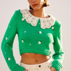 Sweater With Peter Pan Collar And Long Sleeves. Contrast Embroidered Detail On The Front And Ribbed Trims. *62% Cotton 38% Polyester *Color: Green Trendy Embroidered Knit Sweater, Spring Cropped Sweater With Ribbed Collar, Spring Knit Cropped Sweater With Ribbed Collar, Knit Long Sleeve Tops With Floral Embroidery, Long Sleeve Knit Tops With Floral Embroidery, Knit Tops With Floral Embroidery And Long Sleeves, Zara Knitted Cotton Sweater, Zara Cotton Knitted Sweater, Fitted Embroidered Knit Sweater