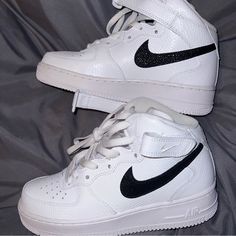 Nwot White And Black Mid Air Force Ones. Snake Skin Detail On The The Outside. Would Be Super Cute With A Hoco Dress!! Never Worn. Shoes Nike Air Force, Hoco Dress, Shoes Nike Air, Nike Air Force Ones, Air Force Ones, Hoco Dresses, Nike Air Force, One Color, Black Nikes