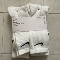 Nike Crew Sock 6pairs Of Socks Women 6-10 Men 6-8 Youth 5y-7y 100%New And Authentic Pack Of Nike Socks, Nike Socks And Crocs, Nike Socks Long, Nike Socks Pack, White Nike Crew Socks, Long White Nike Socks, White Nike Socks Aesthetic, Casual White Nike Socks, Grey Nike Socks