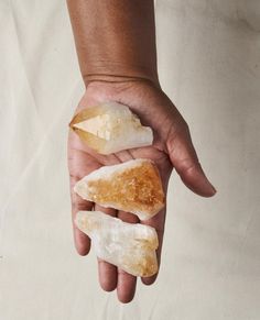 Manifestation Motivation, Crystals For Manifestation, Dried Eucalyptus, Raw Citrine, Great Hobbies, Gold Aesthetic, Crystal Meanings