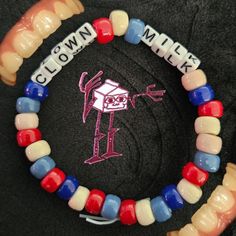 Be weird. Bracelets Kandi, Kandi Ideas, Be Weird, Kandi Bracelets, Diy Creative Crafts, Handmade Jewelry Diy, Diy Creative, Jewelry Diy, Creative Crafts