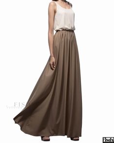 Fisdy - Exquisita falda de gasa de línea A: Hasta la rodilla, entallada, ideal para fiestas de graduación, bodas y ocasiones formales. Polyester Skirt, Mother Wedding Dress, Half Skirt, Skirt Skirt, Chiffon Skirt, Prom Wedding, Pleated Midi Skirt, Types Of Skirts, Olivia Mark