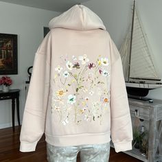 Floral Print Hoodie, Casual Pocket Long Sleeve Drawstring Hoodies Sweatshirt, Women's Clothing (M In The Mannequin) Spring Fleece Hoodie Sweater, Pink Hooded Sweater For Spring, Spring Crew Neck Hoodie With Ribbed Cuffs, Spring Oversized Long Sleeve Hoodie, Spring Fleece Sweater With Drawstring Hood, Spring Long Sleeve Fleece Hoodie, Spring Hoodie Sweatshirt With Ribbed Cuffs, Spring Hooded Tops With Ribbed Cuffs, Spring Hooded Top With Ribbed Cuffs