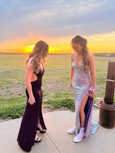 Converse For Prom, Converse Prom, Converse At Prom, Prom Dress With Nikes, Prom Dress And Sneakers, Prom Dresses With Converse, Prom Dress And Converse, Converse With Prom Dress, Converse With Dress Formal