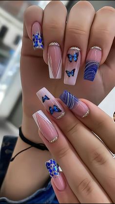 Glittery Nails, Nagel Tips, Nails Design With Rhinestones, Pretty Nail Art Designs, Girly Acrylic Nails, Colored Acrylic Nails, Acrylic Nails Coffin Pink, Acrylic Nails Coffin Short