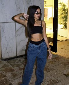 Latina Outfit Ideas, Look Hip Hop, Looks Hip Hop, 00s Mode, Latina Outfit, Chicana Style, Latina Outfits