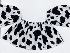 Birthday Cow Theme, Boho Animal Print, Birthday Cow, Outfits Birthday, Baby Coming Home Outfit, Ruffle Leggings, Off Shoulder Crop Top, Top Girls, Coming Home Outfit