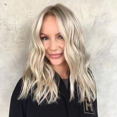 Medium Length Hair Straight, Medium Length Blonde, Medium Hair Color, Haircuts For Long Hair With Layers, Peinados Recogidos, Super Hair, Trendy Hair Color, Long Layered Hair, Haircuts For Long Hair